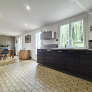 Maison individuel en plain pied 3 chambres  Sous compromis 