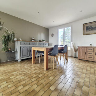 Maison individuel en plain pied 3 chambres  Sous compromis 