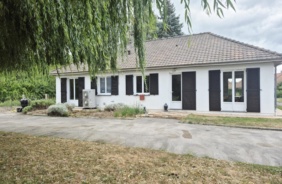 Maison individuel en plain pied 3 chambres  Sous compromis 