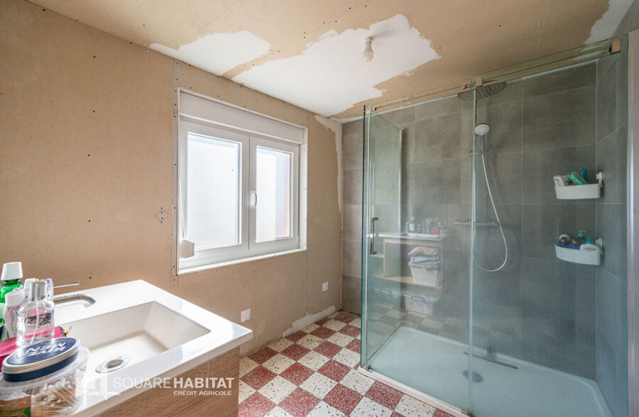 Fermette sur 2000 m²