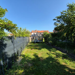 Charmante maison de ville avec grand jardin