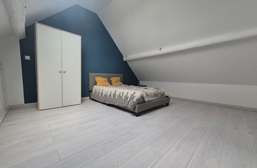 Charmante maison de ville avec grand jardin Charmante maison de ville avec grand jardin