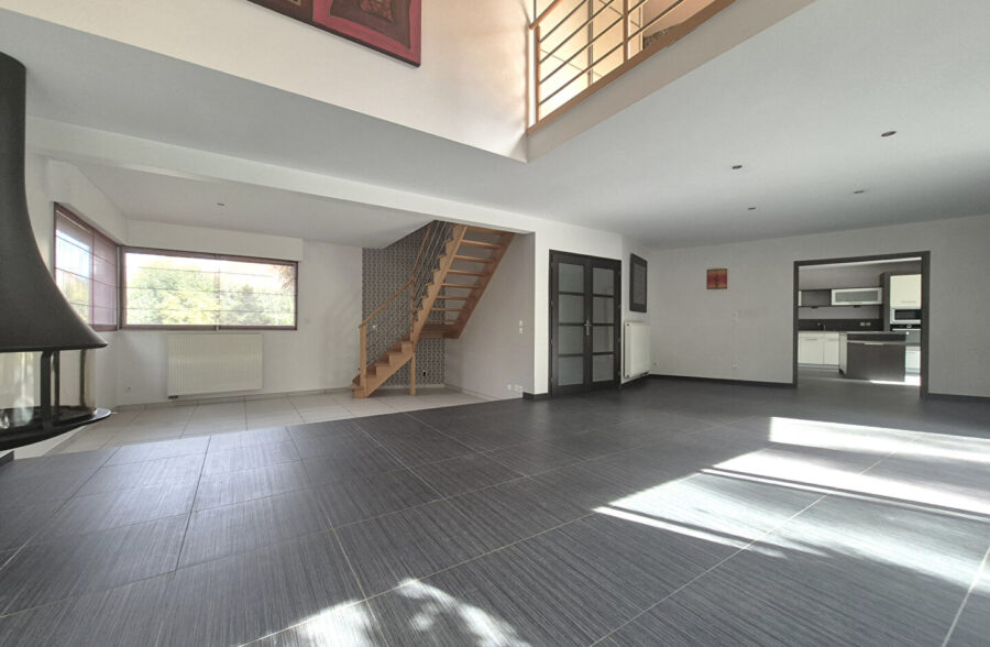 Maison Faches-thumesnil 5 pièce(s) 149 m2
