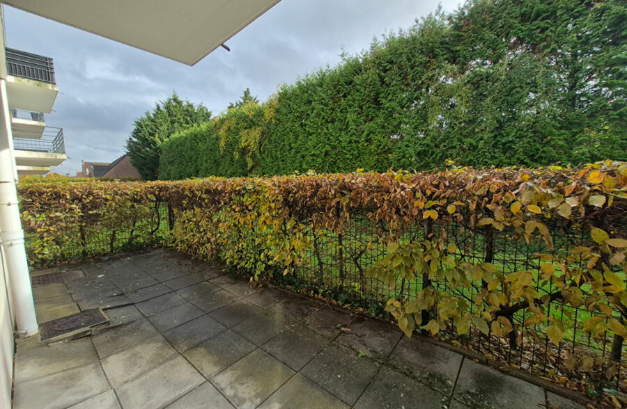 SEQUEDIN – Type 3 de 57m2 en RdC, terrasse, 2 places de parking, résidence récente