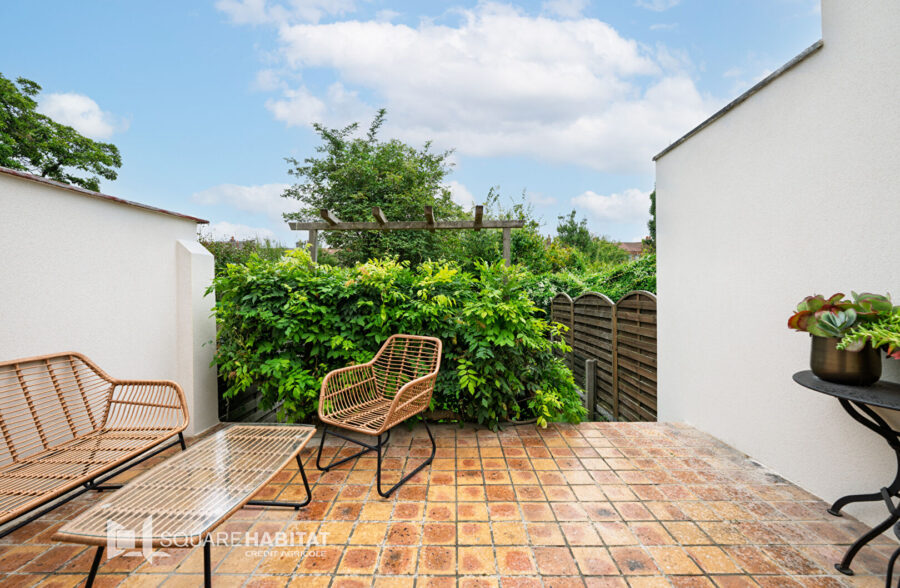 maison 115m² – canon d’Or, état neuf avec beau et grand jardin. maison 115m² – canon d’Or, état neuf avec beau et grand jardin.