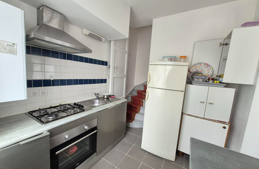 LILLE WAZEMMES: Maison entièrement rénovée 2 chambres