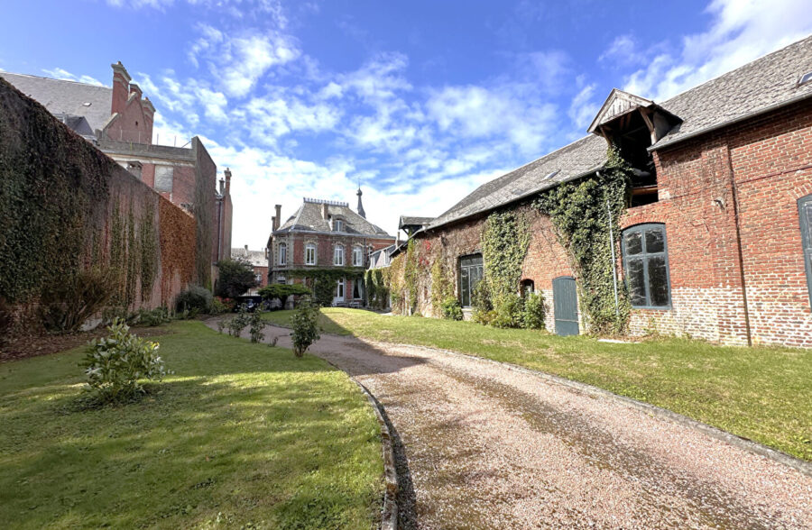 Bien d’exception de 350m² habitables