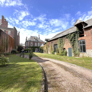 Bien d’exception de 350m² habitables