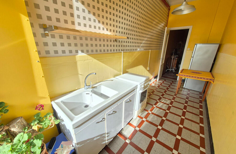 Secteur GAMBETTA – T2  de 66,86 m² avec cave possibilité achat garage en supplément