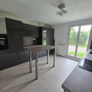 Semi plain pied sur Salome