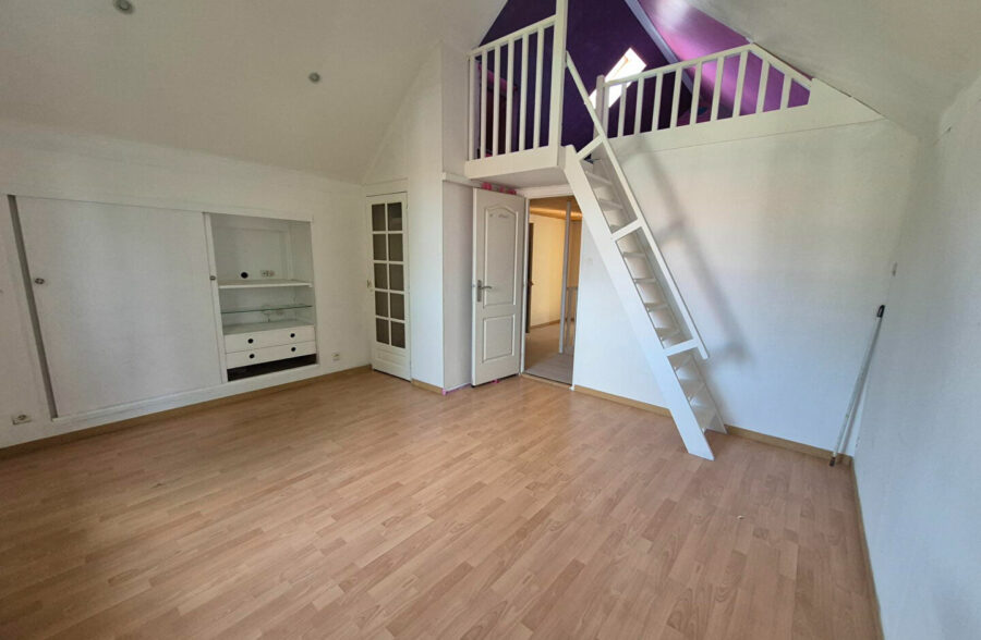 Semi plain pied sur Salome