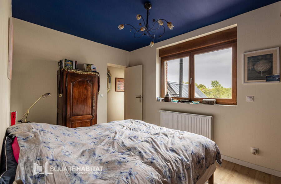 Grande maison de famille, jardin, garage et 4 chambres