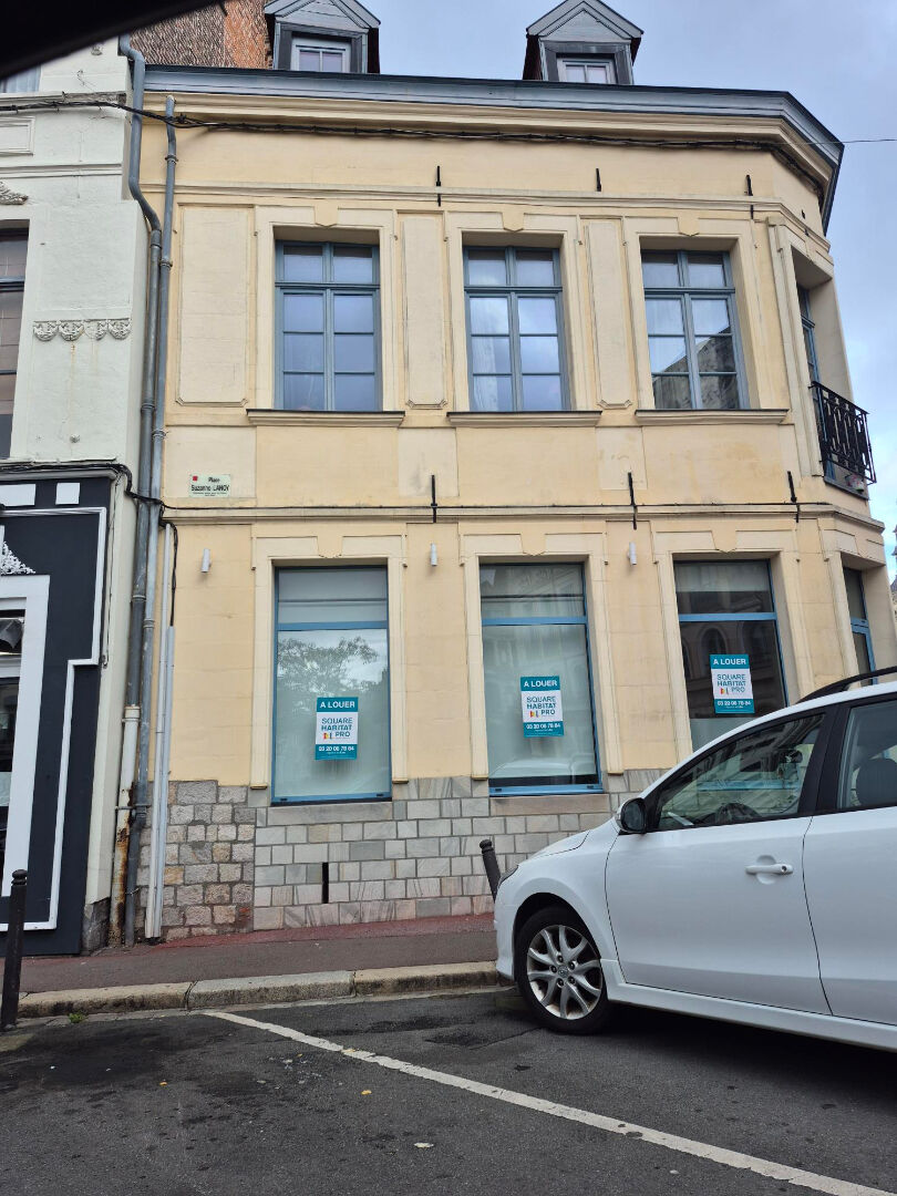 Local commercial Douai 1 pièce(s) 51 m2