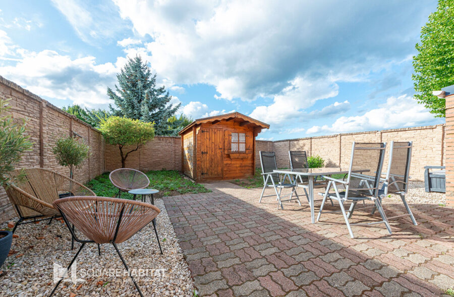 MAISON SEMIN-INDIVIDUELLE AVEC GARAGE  Sous compromis 