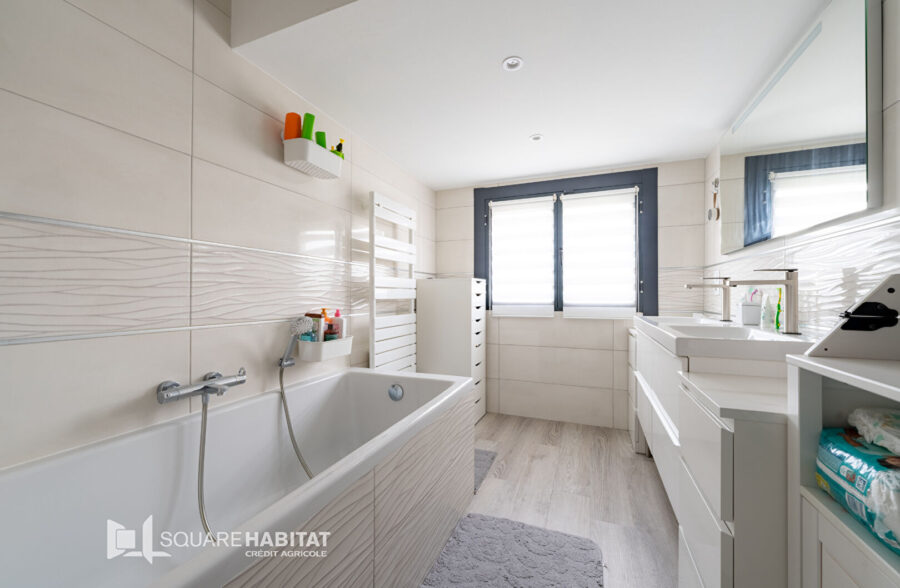 Maison Cuincy 6 pièce(s) 123 m2