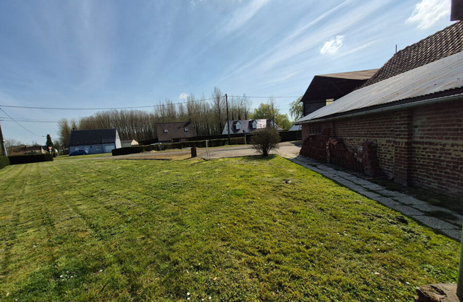Fermette Aire sur la Lys avec hangar et dépendances
