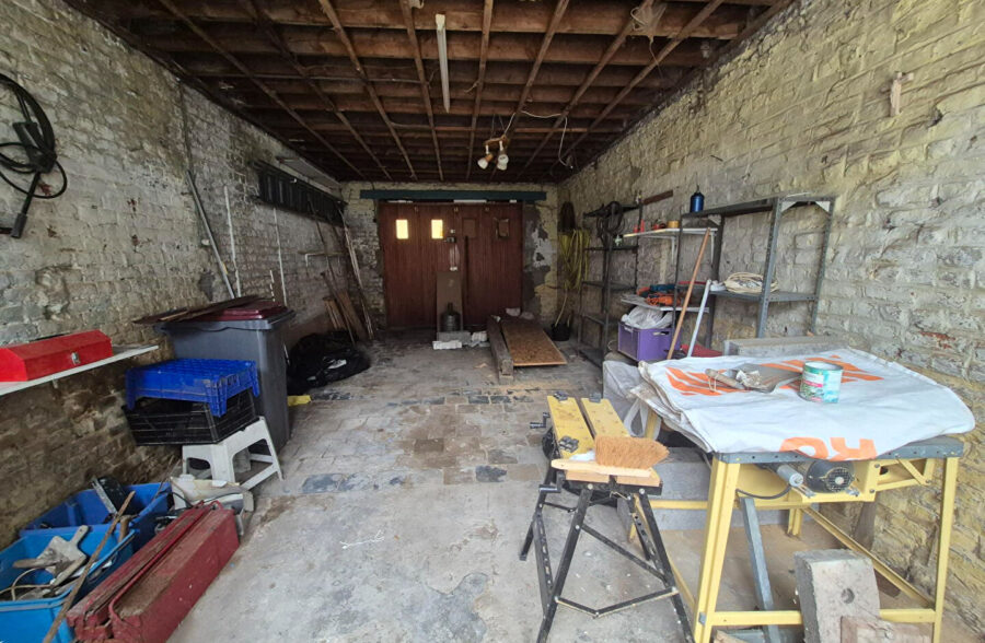 Maison à travaux – 3 Chambres – Grand garage