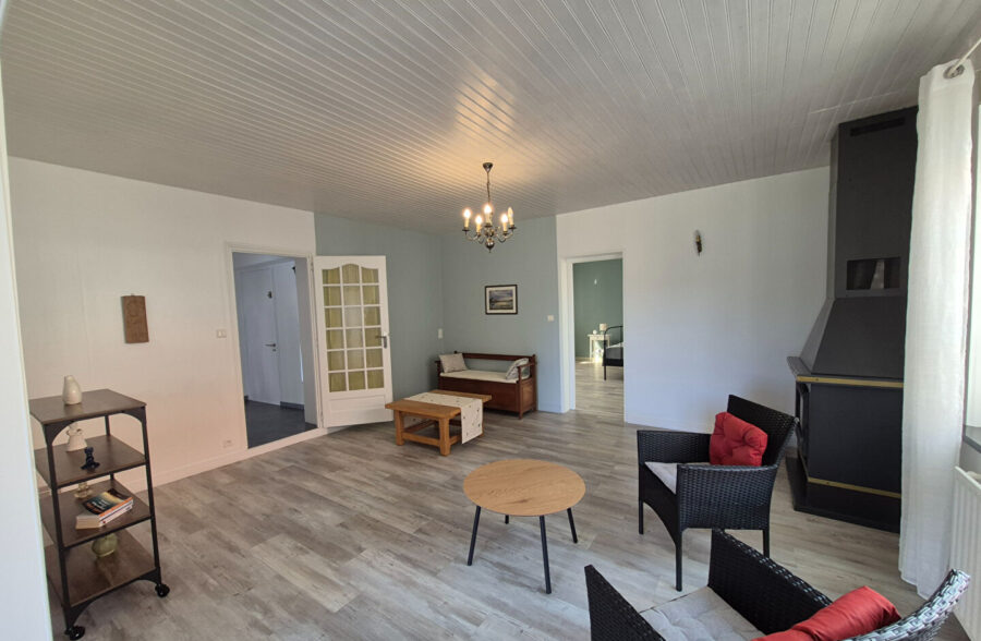 Fermette individuelle à Rumegies 4 chambres, garages et grand jardin