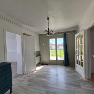 Fermette individuelle à Rumegies 4 chambres, garages et grand jardin