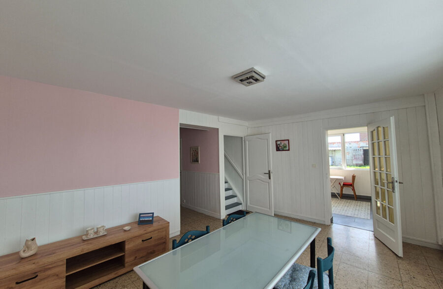 Fermette individuelle à Rumegies 4 chambres, garages et grand jardin