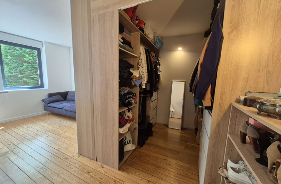 Maison  6 pièce(s) 147 m2