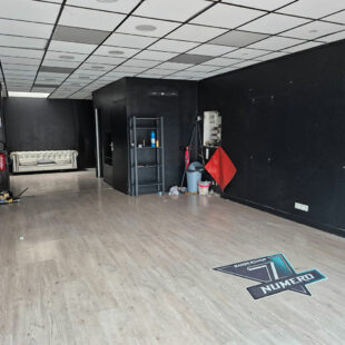 local commercial +/-50m²