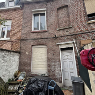 MAISON DE COUREE A TRAVAUX – LILLE MOULINS