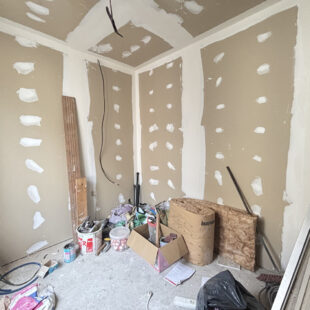 MAISON DE COUREE A TRAVAUX – LILLE MOULINS