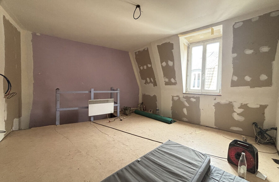 MAISON DE COUREE A TRAVAUX – LILLE MOULINS