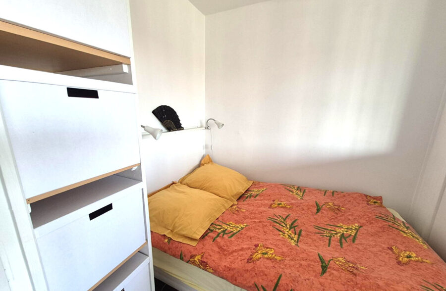 Studio  cabine vue dégagée!