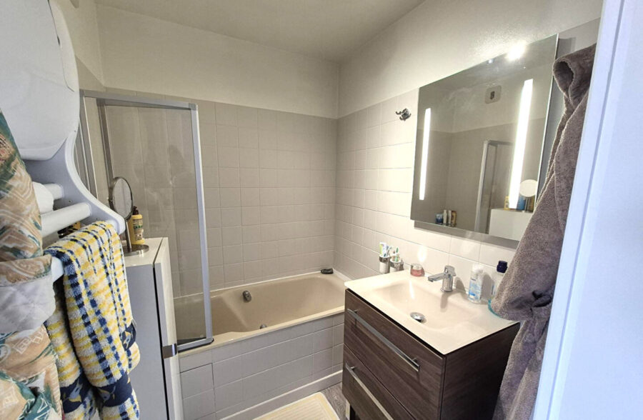 Studio  cabine vue dégagée!