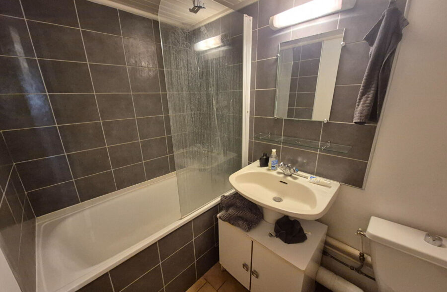 EXCLUSIVITE : LILLE SEBASTOPOL : Studio de 16m² vendu loué