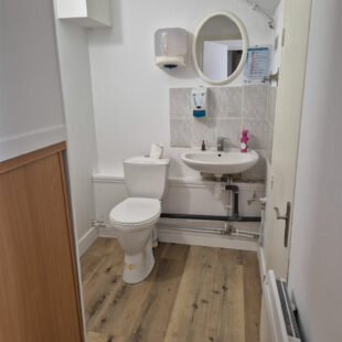 Local d’activité Le Cateau Cambresis 94 m2