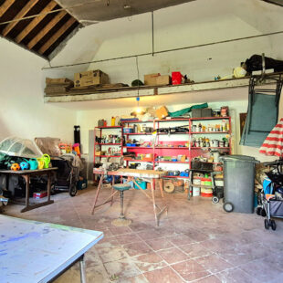 GRANDE MAISON DE FAMILLE 4 CHAMBRES JARDIN STATIONNEMENT ATELIER