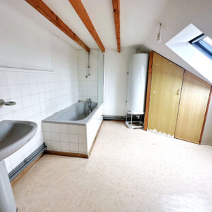 Immeuble de 450 m2 centre ville de Caudry avec excellente rentabilité locative
