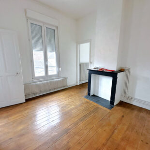 Immeuble de 450 m2 centre ville de Caudry avec excellente rentabilité locative