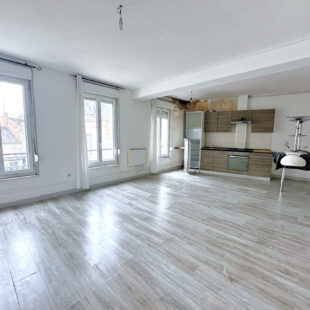 Immeuble de 450 m2 centre ville de Caudry avec excellente rentabilité locative