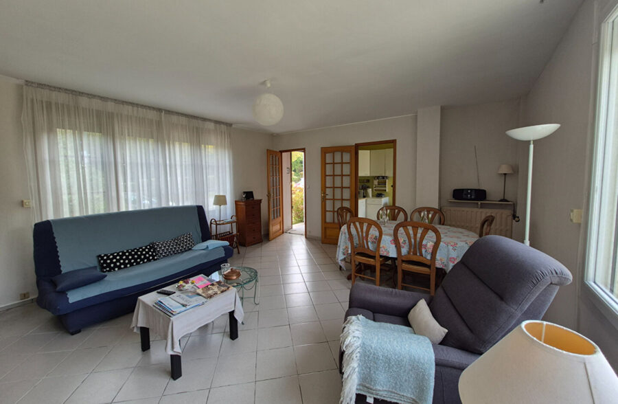 WIMILLE – MAISON SEMI INDIVIDUELLE –  3 CHAMBRES – JARDIN GARAGE