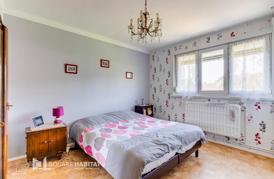 Belle maison BATIR avec jardin et garage  Sous compromis 