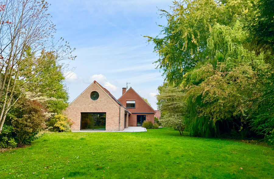 Maison d’architecte à Halluin, 5 chambres, 310m².