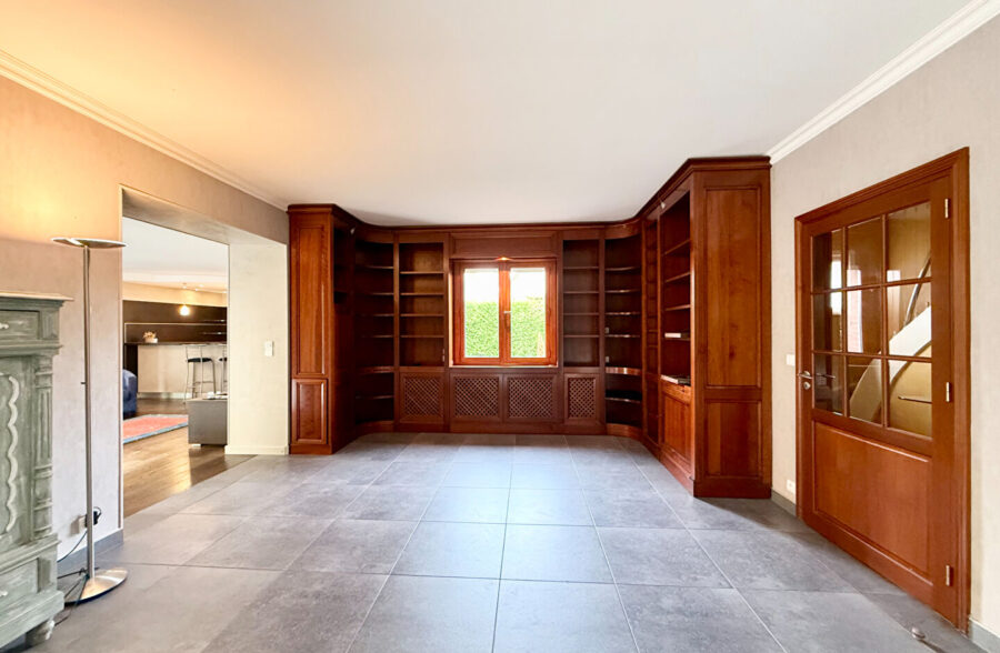 Maison d’architecte à Halluin, 5 chambres, 310m².