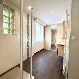 Maison d’architecte à Halluin, 5 chambres, 310m².