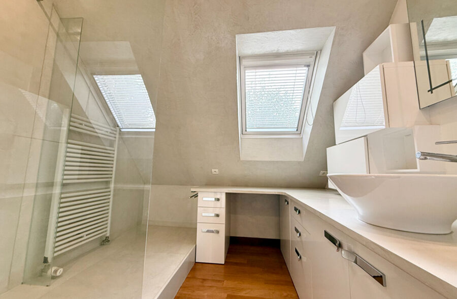 Maison d’architecte à Halluin, 5 chambres, 310m².
