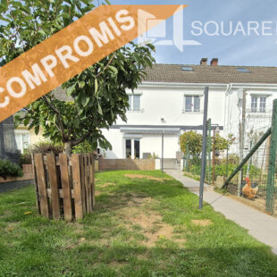 Maison 4 Chambres + Bureau + Sous sol  Sous compromis 
