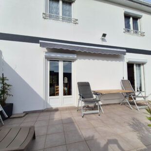 Maison 4 Chambres + Bureau + Sous sol  Sous compromis 