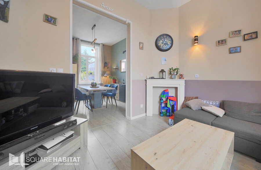 Maison de ville semi individuelle avec 4 chambres