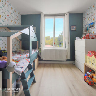 Maison de ville semi individuelle avec 4 chambres