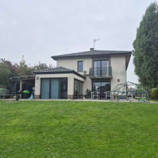 Maison Fenain 10 pièce(s) 191 m2