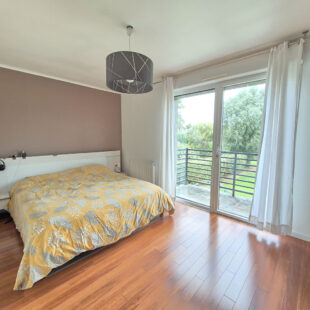 Maison Fenain 10 pièce(s) 191 m2