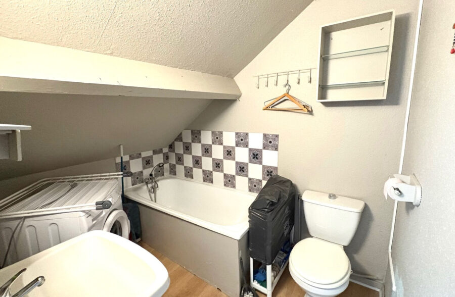 SAINT-MICHEL – WAZEMMES  : APPARTEMENT TYPE 1 BIS EN DUPLEX